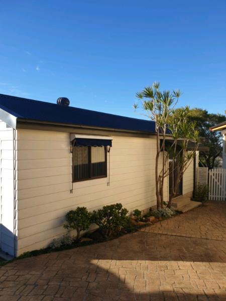 Private Granny Flat Fully Furnished , Engadine