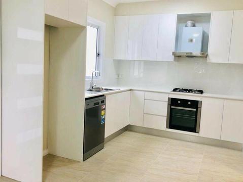 Brand new house for rent 3 bedrooms in Eastwood
