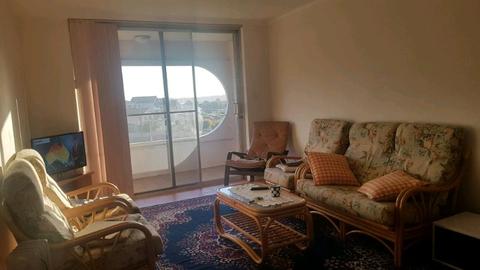 Room for rent in 2 bedroom apartment in Lathlain/Burswood