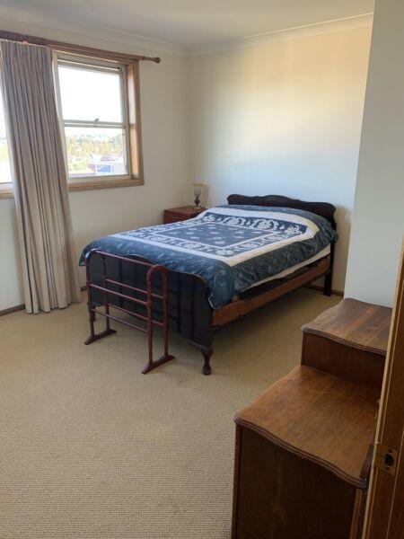 Blair athol Campbelltown Area medium sized room for rent $180pw