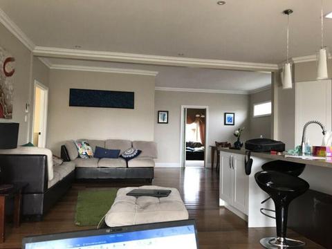 Room for rent in burwood - female only