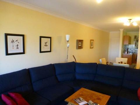 2 BR Fully furnished unit in Wooloowin, close to Rail, City & Airport