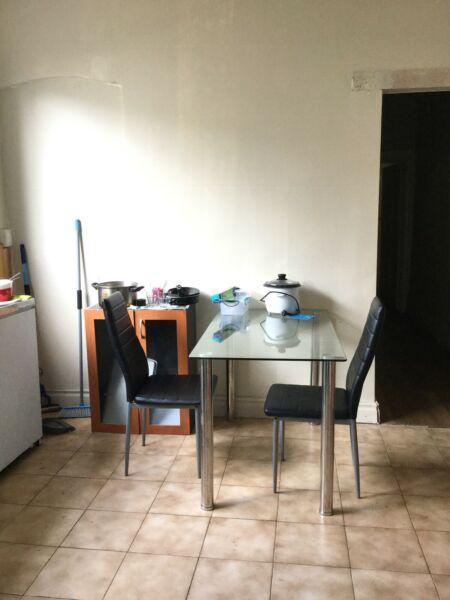 Furnished room,great location,walk to trains @ $155/week