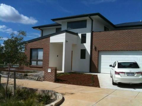 Room available in Modern house in Crace for $150 pw