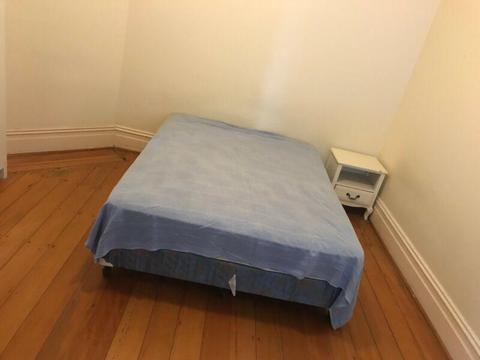 A single room for rent at Arncliffe