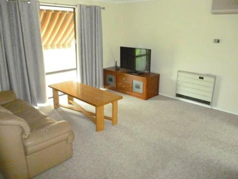 Furnished Room Close town & Uni include all bills
