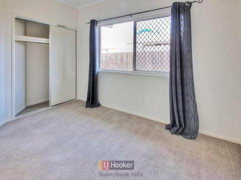 ROOM FOR RENT Eight Mile Plains