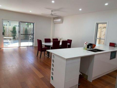 choose 1rm in share houses at woolloongabba,East Brisbane,Auchenflower