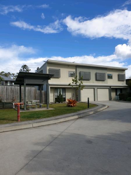 Room in Morayfield townhouse