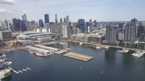 (Docklands) Luxury ocean-view master room for a couple