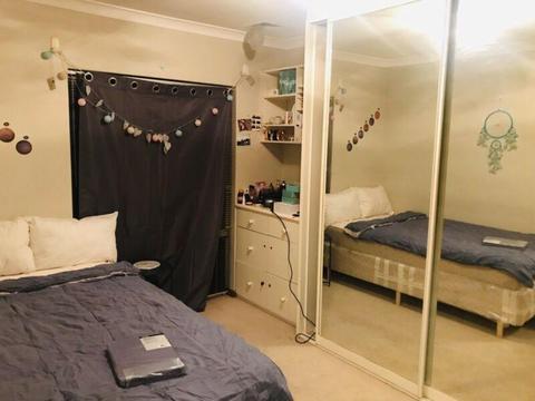 CHEAP ROOM FOR RENT - MOUNT LAWLEY AREA