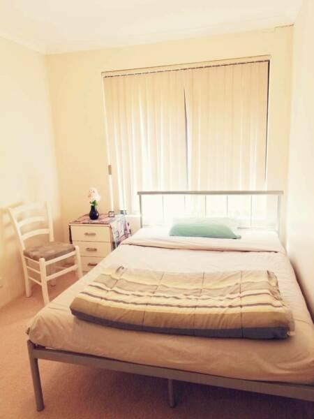 Room for rent in Dianella (GIRLS ONLY)