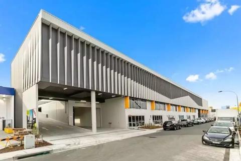 BRAND NEW INDUSTRIAL UNIT IN A GATED COMPLEX