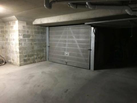 Garage for Rent