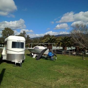 CASUAL PARKING FACILITIES - OPEN SPACE PARKING CARAVANS, CAMPERS, BOAT