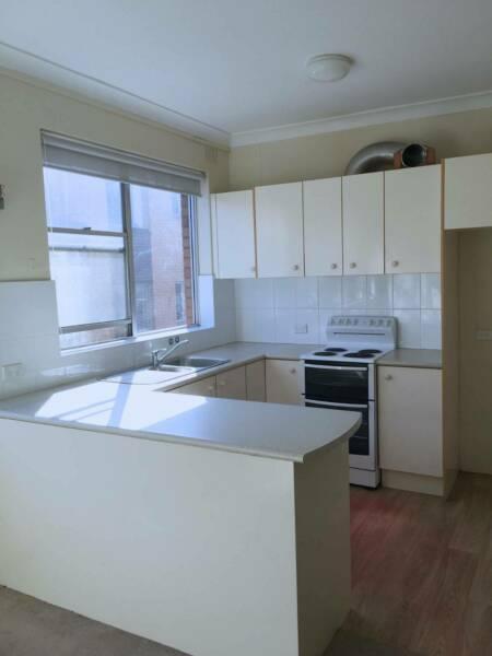 Eastwood 2 bedroom unit close to train station open Saturday, 10-10:30