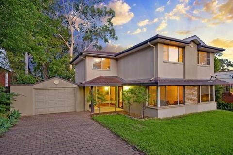 2 stories 4 bedroom Oversized Family Home in West Ryde