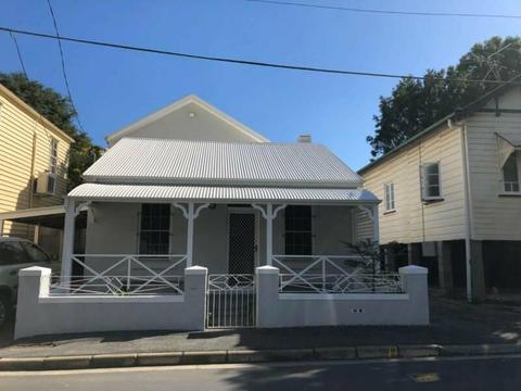 4 bedroom Spring Hill house for Rent $850 pw