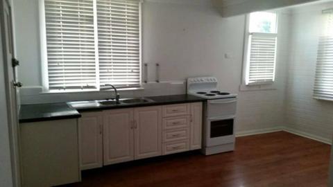 2br unit for rent in Westbury