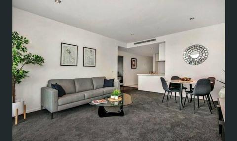 Docklands - Luxurious two bedroom apartment with spectacular views