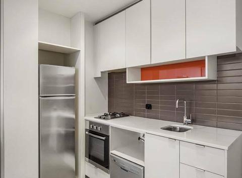 2 Bedroom Student Apartment Available Near Melb Central