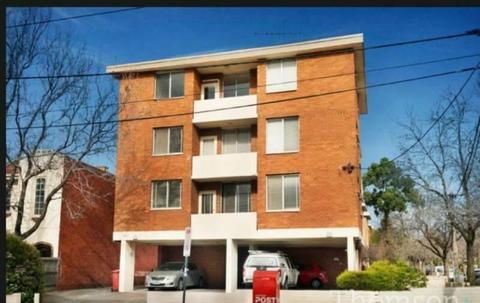 Lease break. 1 bed apartment Armadale. Can be partially furnished