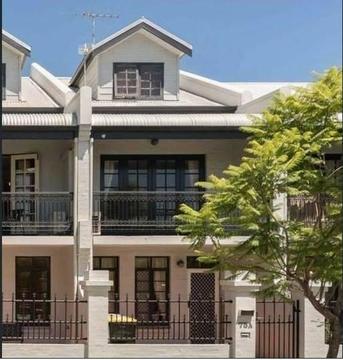 East Perth Three Storey Townhouse in Heart of City for Rent