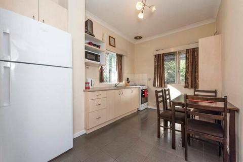 1 Bedroom Unit for Rent - Perth Hills, close to shops and transport