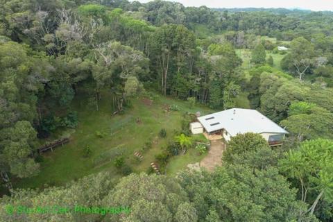 Rainforest Property with 2 Bedroom House