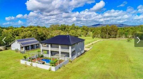 HOUSE FOR SALE - DUAL LIVING - HORSE PROPERTY - NOOSA HINTERLAND
