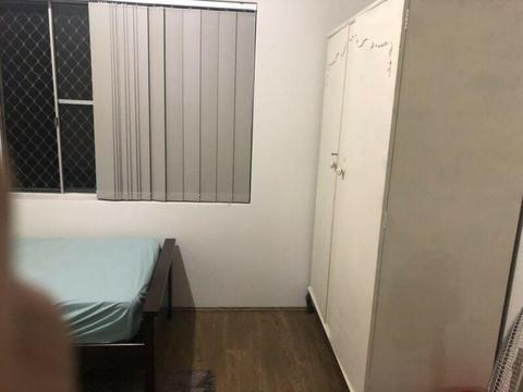 Room share available
