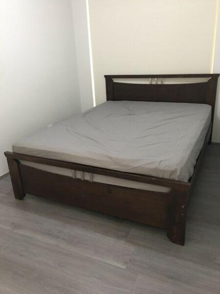 Room for rent ( female only or couple)