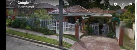 Room for Rent/Lease/Share- Brick House- Close to Shops- CCTV