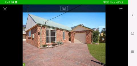 Room For Rent East Corrimal 200m from beach!
