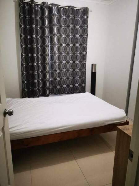 St Clair double bedroom for rent