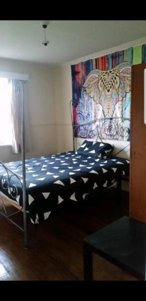 Room to rent in Cooee Sharehouse