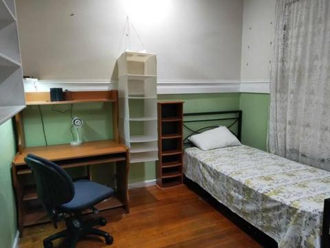 Room Available $129pw