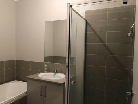 Room available in Laverton
