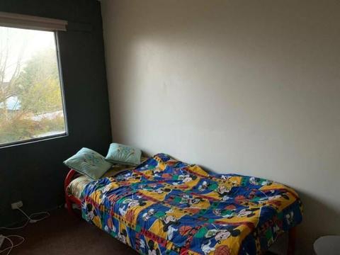 Room for rent near dandenong plaza