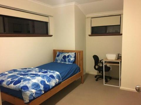 Room for rent 5 minutes walk from UWA
