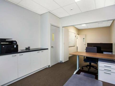 Shared office space in Bella vista