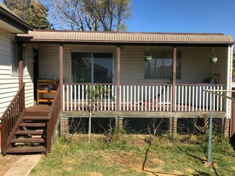 One bed room granny flat for Rent in Glenfield