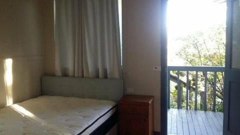 Chatswood Furnished Studio to rent, unlimited internet , incl Bills