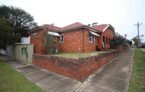 CHEAP - 3 Bedroom House In Ashfield / Croydon NSW - For Rent/Lease