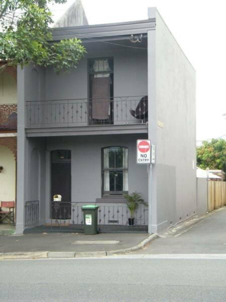 A large 4 Bedroom Terrace House, Minutes to RPAH or USYD