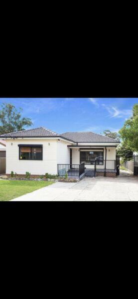 3 bedrooms Family Home Walking Distance to Blacktown Train Station