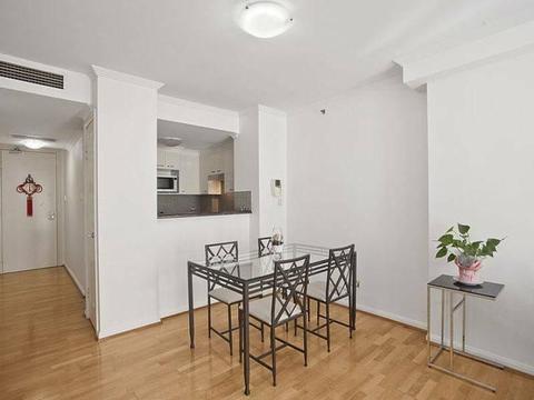 Sydney CBD one bedroom apartment in premier location for rent