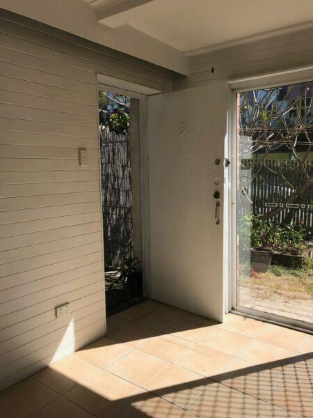 Large flat with courtyard close to CDB
