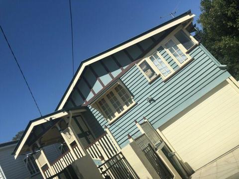 Fully self contained Granny Flat in Wooloowin-Inc ALL bills!