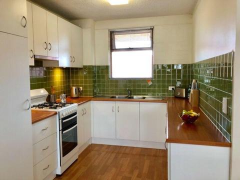 Renovated 2 br unit at St Peters close to shopping centre